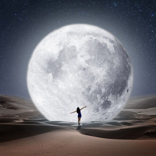 Солнце и Луна люди