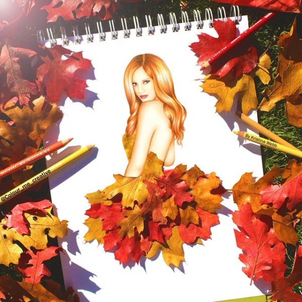 Девушка в платье из листьев