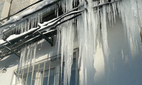 Наледь на крыше