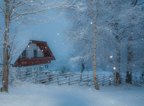 Деревня в снегу