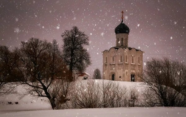 Храм снегопад