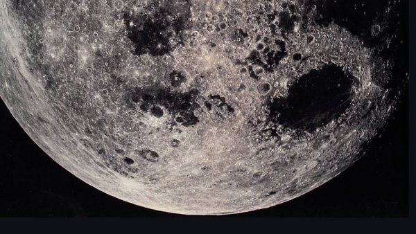 Невидимая с земли сторона Луны