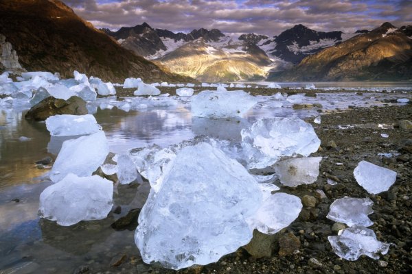 Ледяной камень