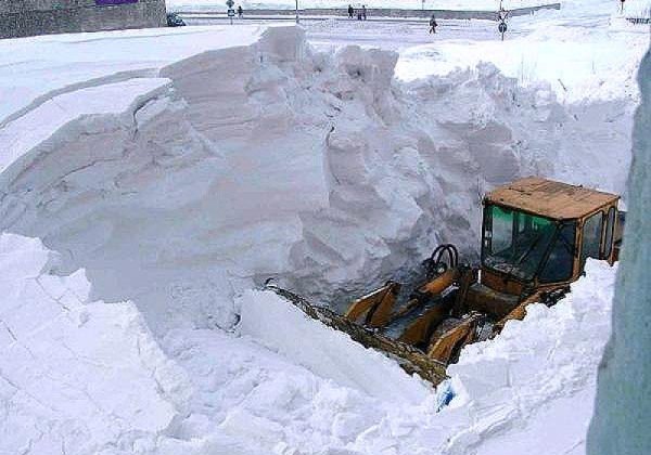 Много снега в Сибири