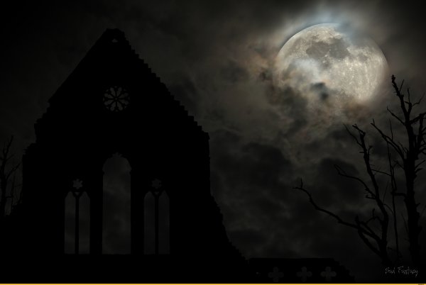 Готический пейзаж с луной