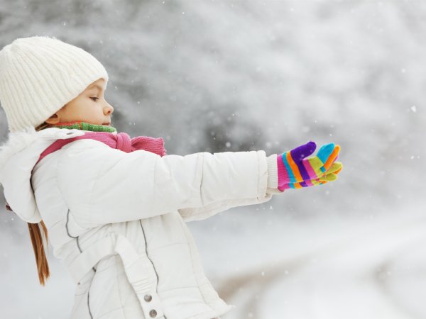 Дети в снегу