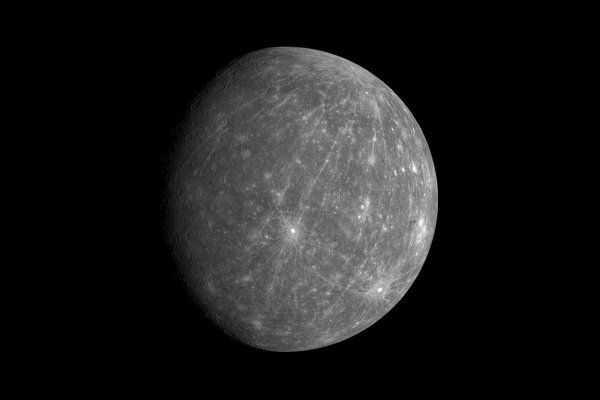 Меркурий и Луна сравнение