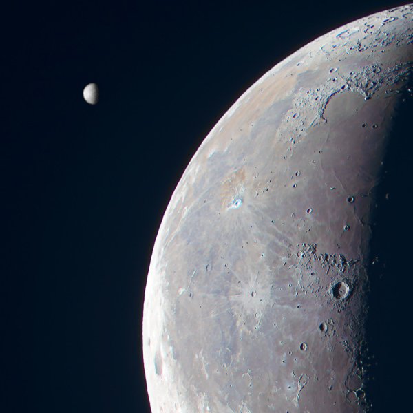 Меркурий и Луна