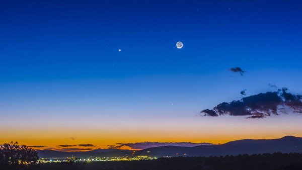 Меркурий Венера Луна