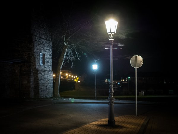 «Уличный свет» (Streetlight, 1997)