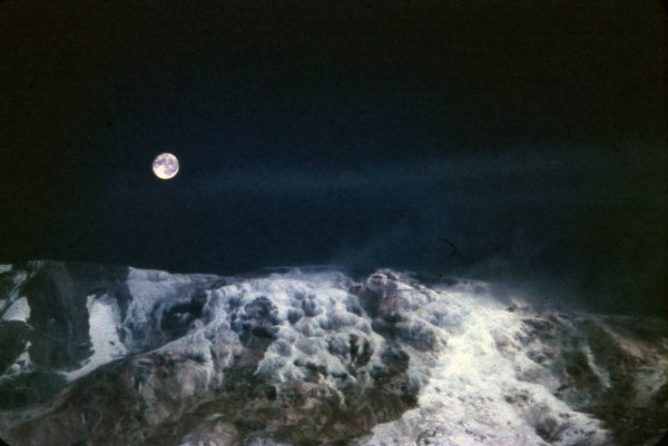 Атмосфера Луны