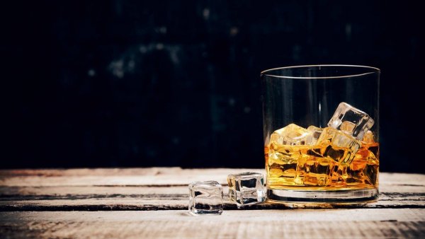 Виски со льдом