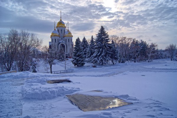Храм всех святых Волгоград Мамаев Курган зимой