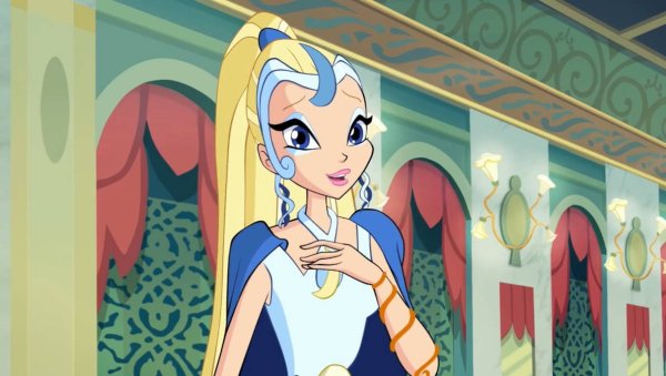 Королева Луна из Винкс