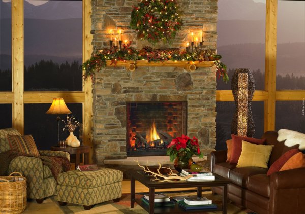 Камин в зимнем доме