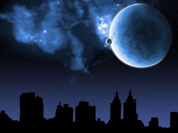 Луна над городом