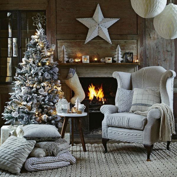 Зимняя атмосфера в доме