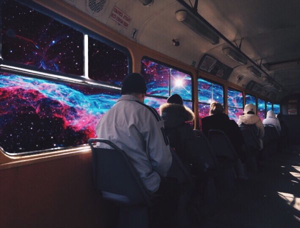 Поезд в космосе