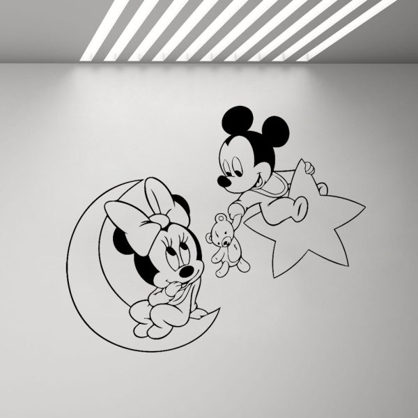 Трафарет Микки Мауса на стену