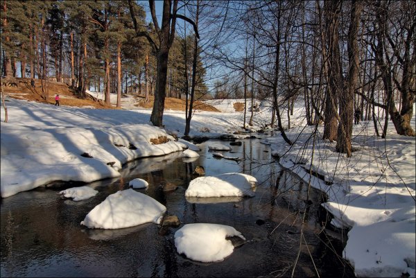 Весенний Ручеек