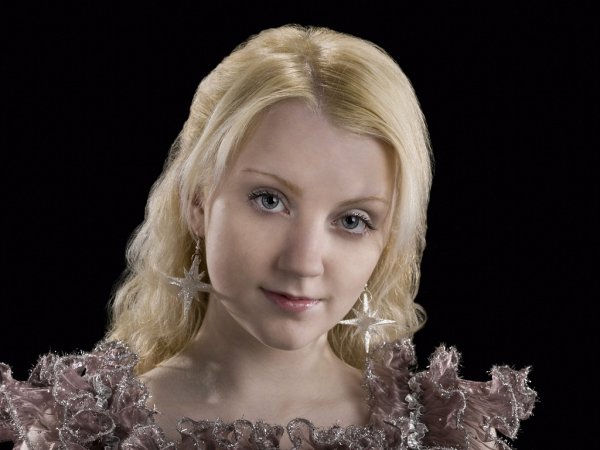 Луна Полумна Лавгуд