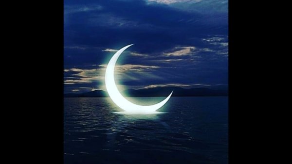 Молодая Луна