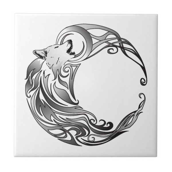 Тату волк и полумесяц