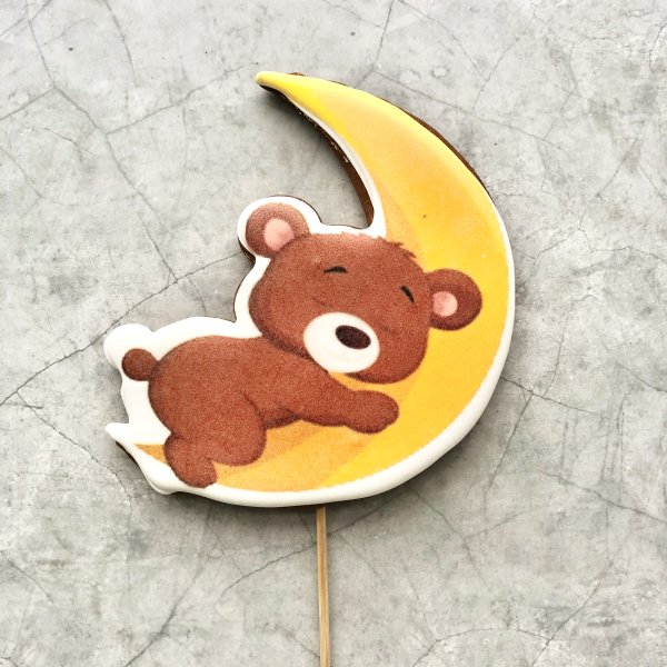 Пряник мишка на Луне