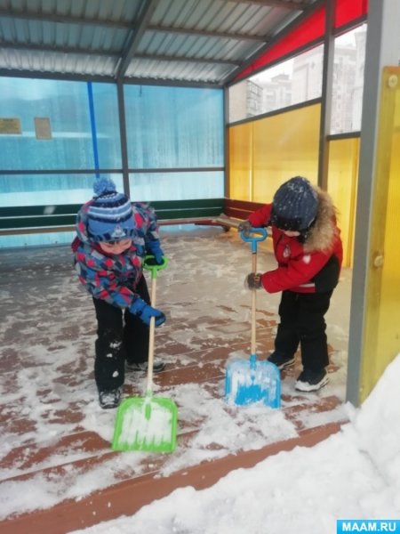 Уборка снега в ДОУ