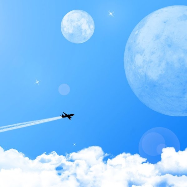 Самолет на фоне неба