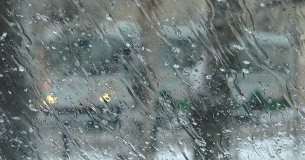 Мокрый снег с дождем