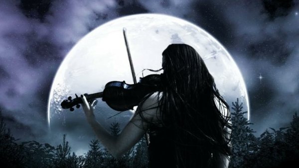 Готика Луна