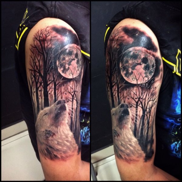Татуировка волк и Луна
