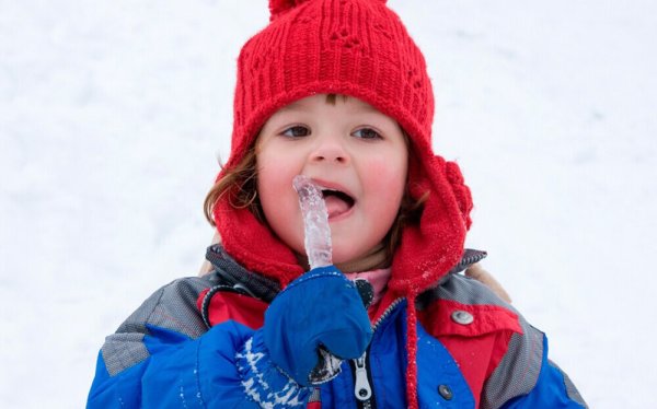 Загадка о сосульке для детей 3-4 лет