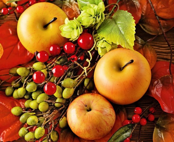 Осенние яблоки