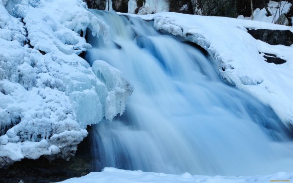Вода зимой