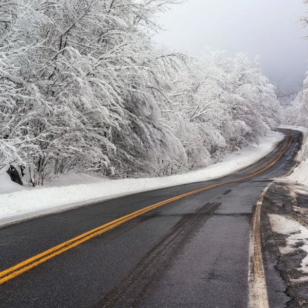 Снежная дорога