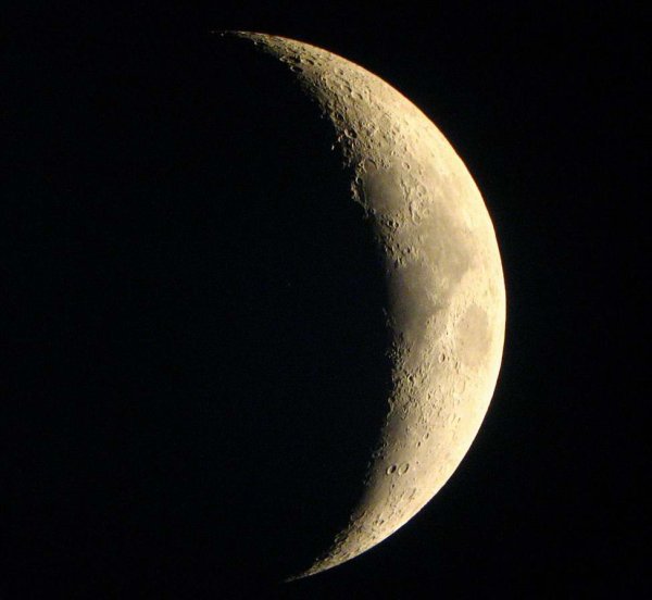 Фаза Луны растущий серп