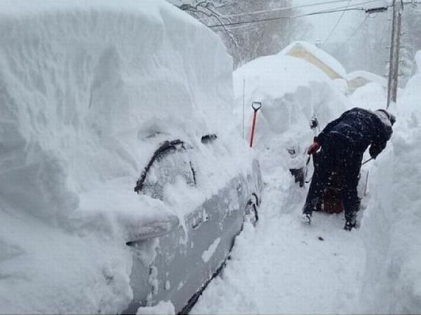 Очень сильный снегопад