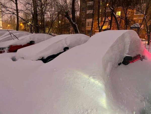Снегопад в Москве 13 февраля 2021