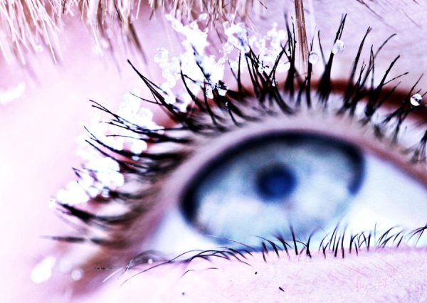 Снежинки на ресничках