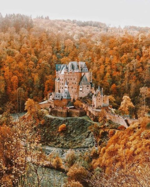 Замок Эльц Эстетика