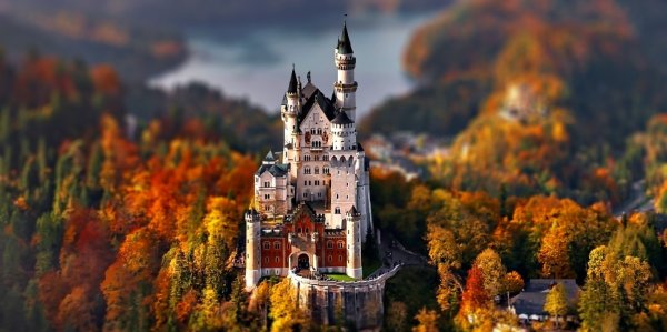 Нойшванштайн замок Золотая осень
