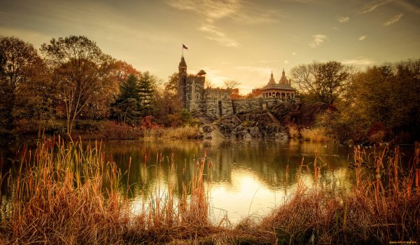 Пейзаж с замком