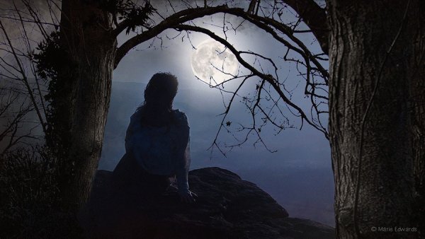 Печальная Луна