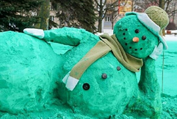 Зеленый снег
