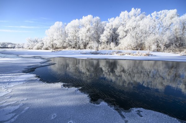 Река Урал Оренбург зима