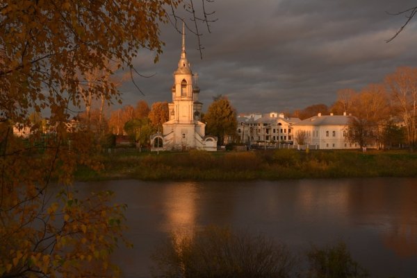 Золотая осень храмы Вологда