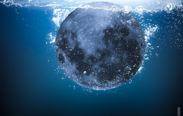 Лунная вода