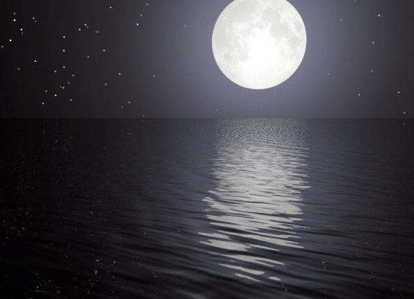 Лунная дорожка на воде